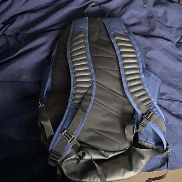 Nike Elite bag. 7/10 condition. - Picture 2 of 5